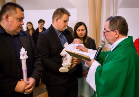 chrzest zdjęcia, fotograf na chrzest, szczecin